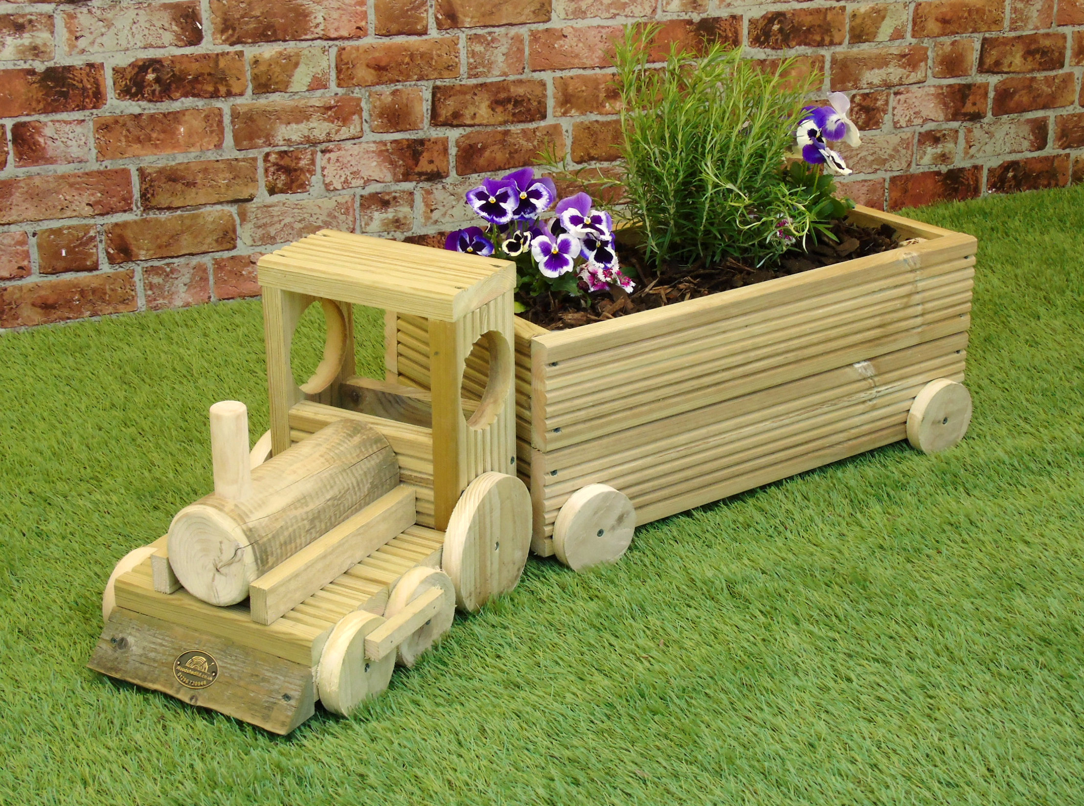 Train Steam Engine Enthusiast Decorative Planter + Carriages